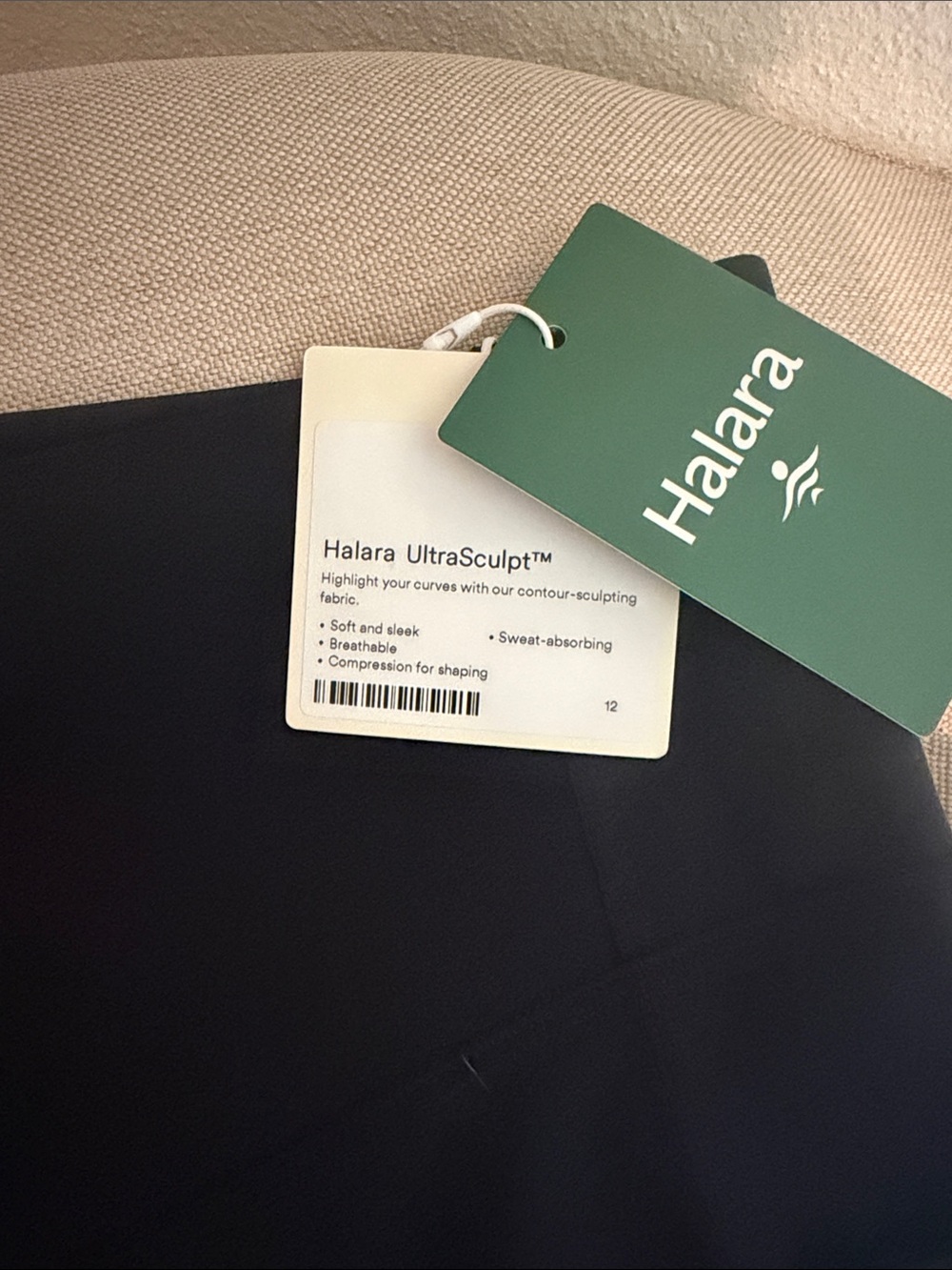 HALARA Black UltraSculpt™ Leggings with Branded Tag